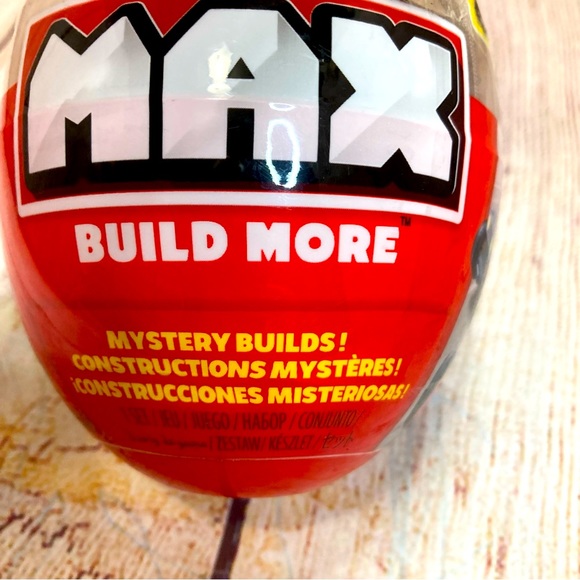 Zuru Max Build More Mystery Build 40+ Pieces - Picture 2 of 10